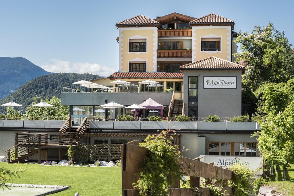 Hotel Alpenflora Castelrotto Extérieur photo